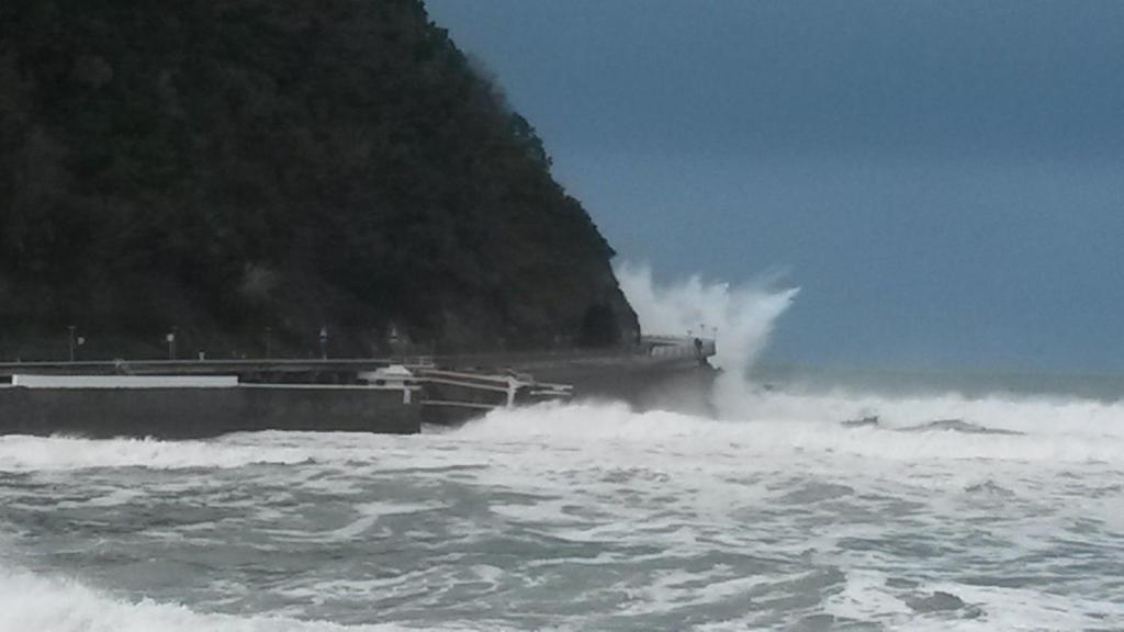 Ekia Pentsioa Hotel Zarautz Bilik gambar