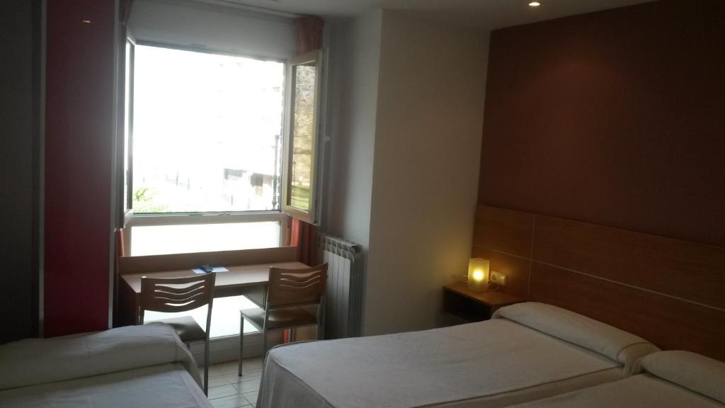Ekia Pentsioa Hotel Zarautz Bilik gambar
