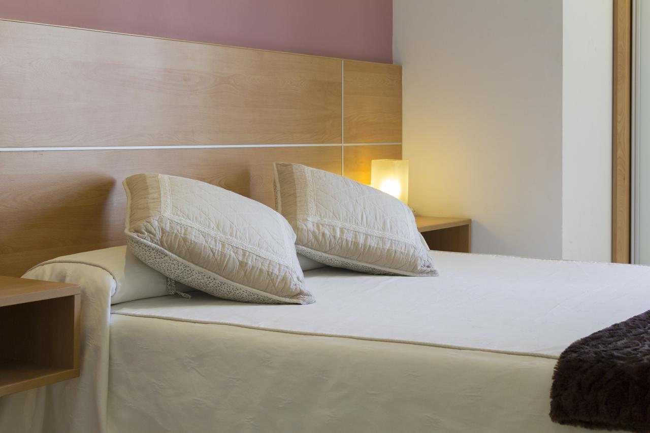 Ekia Pentsioa Hotel Zarautz Luaran gambar