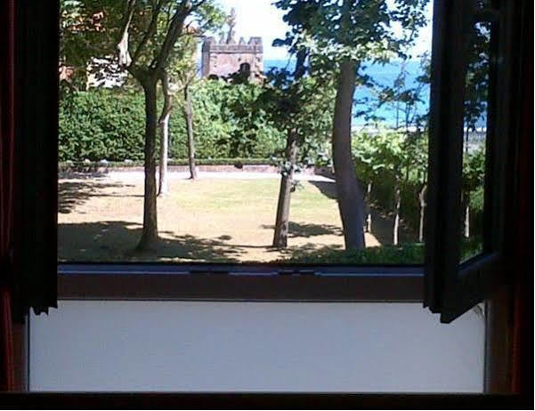 Ekia Pentsioa Hotel Zarautz Luaran gambar